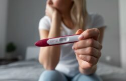 نسبة البروجسترون المناسبة للحمل | الهرمون السحري لتطور حملك