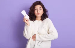 7 أسباب شائعة لحكة في المهبل مع إفرازات بيضاء وكيفية علاجها بفعالية