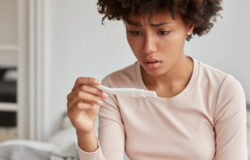 هل نزول الدورة مرتين بالشهر من علامات الحمل