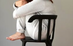 أفضل طرق علاج الاكتئاب نهائيًا: دليلك الشامل للتخلص من الحزن واستعادة حياتك