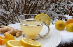 فوائد الليمون مع الماء الدافئ على الريق| 11 فائدة مذهلة