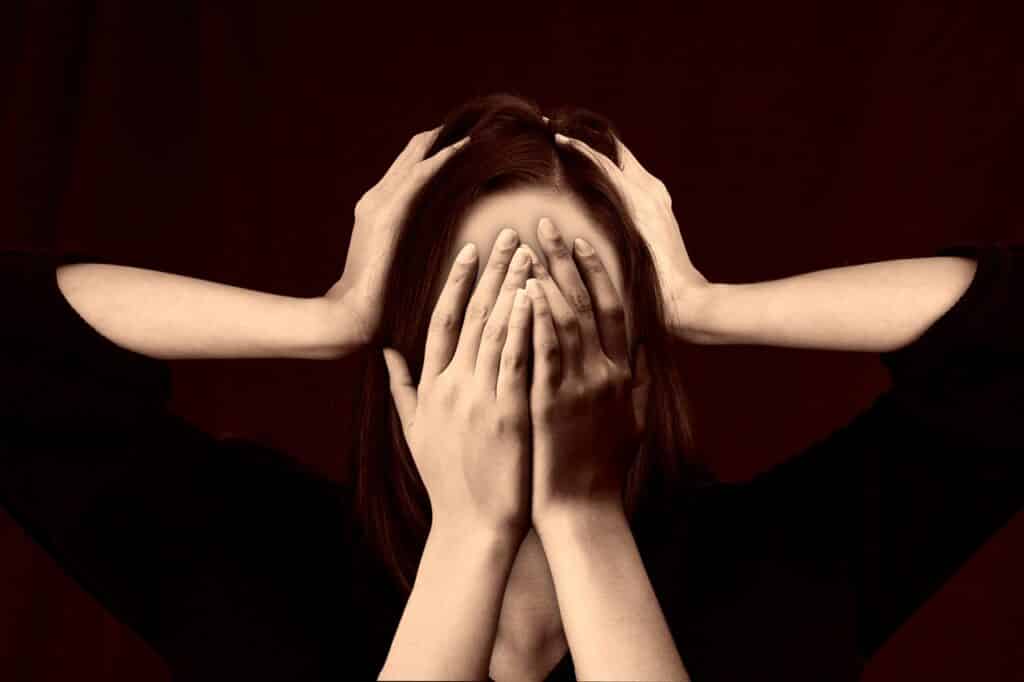 أعراض التهاب الأذن الوسطى